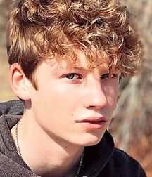 LUKAS COLLECTION - NICE & CUTE BOYS FACES TWINK TUBE 6142367173a81.jpg