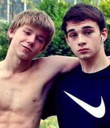 LUKAS COLLECTION - NICE & CUTE BOYS FACES TWINK TUBE 61423756323d5.jpg