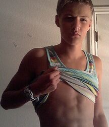 LUKAS COLLECTION TWINK TUBE - NICE & CUTE BOYS FACES 6144e75c5059c.jpg