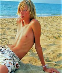 LUKAS COLLECTION TWINK TUBE - NICE & CUTE BOYS FACES 6144e83a81c0c.jpg