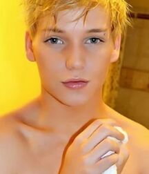 LUKAS COLLECTION TWINK TUBE - NICE & CUTE BOYS FACES 6144e908d4a2d.jpg