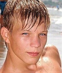 LUKAS COLLECTION TWINK TUBE - NICE & CUTE BOYS FACES 6144e91f39051.jpg