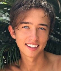 LUKAS COLLECTION - NICE & CUTE BOYS FACES TWINK TUBE  6159debb6623a.jpg