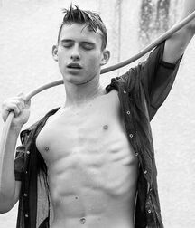 LUKAS COLLECTION - NICE & CUTE BOYS FACES TWINK TUBE  6159df33acf8c.jpg