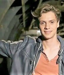 LUKAS COLLECTION - NICE & CUTE BOYS FACES TWINK TUBE  6159df9461813.jpg