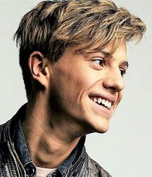 LUKAS COLLECTION - NICE & CUTE BOYS FACES TWINK TUBE  6159e02d96f49.jpg