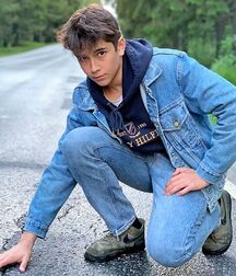 LUKAS COLLECTION TWINK TUBE NICE & CUTE BOYS FACES 619d5908ea357.jpg