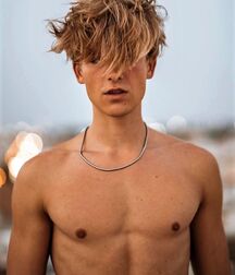LUKAS COLLECTION TWINK TUBE NICE & CUTE BOYS FACES 619d591642db9.jpg