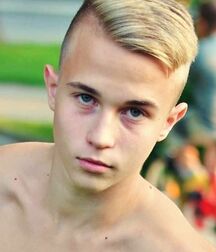 LUKAS COLLECTION TWINK TUBE NICE & CUTE BOYS FACES 619d5952caf25.jpg