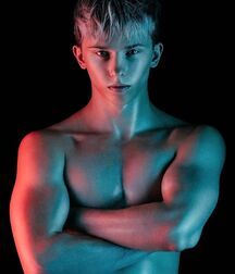 LUKAS COLLECTION TWINK TUBE NICE & CUTE BOYS FACES 619d5969e792d.jpg