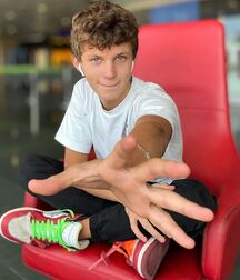 LUKAS COLLECTION TWINK TUBE NICE & CUTE BOYS FACES 619d59c0814ef.jpg