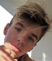 LUKAS TWINK TUBE COLLECTION - NICE & CUTE BOYS FACES OPEN HOUSE 621843bf4eaf1.jpg