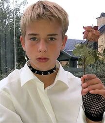 LUKAS TWINK TUBE COLLECTION - NICE & CUTE BOYS FACES OPEN HOUSE 62184437101f3.jpg