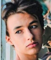 LUKAS TWINK TUBE COLLECTION - NICE & CUTE BOYS FACES OPEN HOUSE 6218445e9ef5d.jpg