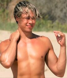 LUKAS TWINK TUBE COLLECTION - NICE & CUTE BOYS FACES OPEN HOUSE 621844d7c8eaf.jpg