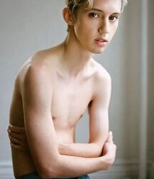 WONDER LUKAS COLLECTION - CUTE & NICE BOYS TWINK TUBE PURE 62d5bec10d47b.jpg