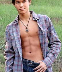 LUCAS COLLECTION - NICE & CUTE BOYS FACES 62dc3e05e0688.webp