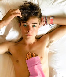 TWINK TUBE STARS LUKAS COLLECTION - NICE & CUTE BOYS FACES 62e6d9497de03.jpg