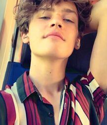 OUTSTANDING TWINK TUBE LUKAS COLLECTION - NICE & CUTE BOYS FACES 62eb54f956fa4.jpg