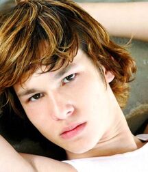 LOOKERS LUKAS COLLECTION - NICE & CUTE BOYS BODY & FACES 62ee902cede04.jpg