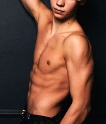 LOOKERS LUKAS COLLECTION - NICE & CUTE BOYS BODY & FACES 62ee9189e57dd.jpg