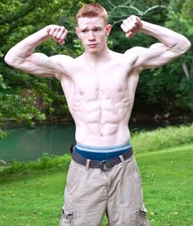 LOOKERS LUKAS COLLECTION - NICE & CUTE BOYS BODY & FACES 62ee91ca66d5d.jpg