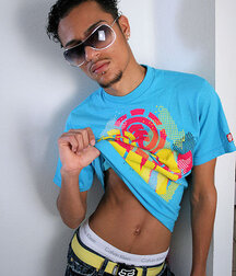 Mixed guys 5f8f0e0216cff.jpg