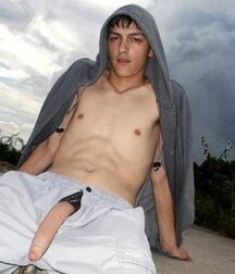 Mixed guys 5f8f0f0634a0b.jpg