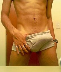 Mixed guys 5f8f0fb36185f.jpg