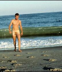 More mixed guys 5f903104ab60e.jpg