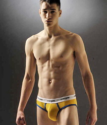 More mixed guys 5f90314235543.jpg