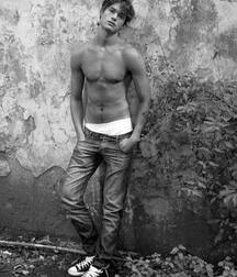 More mixed guys 5f9031759ab83.jpg