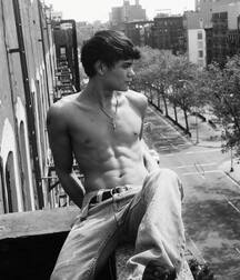 More mixed guys 5f90317a49f67.jpg