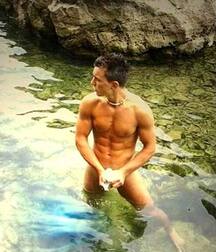 More mixed guys 5f903246e85a4.jpg