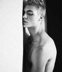 More mixed guys 5f90324c5985e.jpg