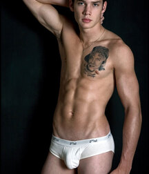 More mixed guys 5f90327840647.jpg