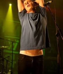 More mixed guys 5f903285eb370.jpg