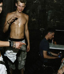 More mixed guys 5f9032faa6886.jpg