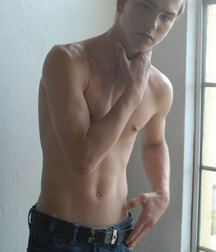 More mixed guys 5f90335972156.jpg