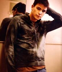 More mixed guys 5f9033879943f.jpg