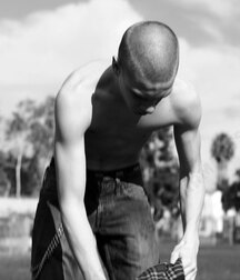 More mixed guys 5f90338c8d24a.jpg