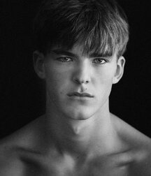 More mixed guys 5f90339690093.jpg