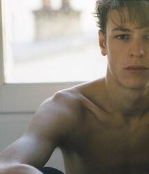 More mixed guys 5f903404384ae.jpg