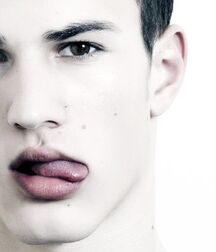 More mixed guys 5f903445df828.jpg