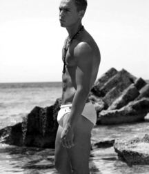 More mixed guys 5f90346b23f88.jpg