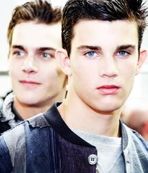 More mixed guys 5f903474d4d9f.jpg