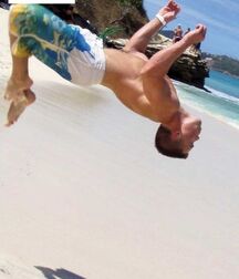 More mixed guys 5f9034781ae9b.jpg