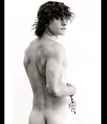 More mixed guys 5f9034921340e.jpg