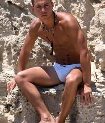 More mixed guys 5f90349b63d8f.jpg