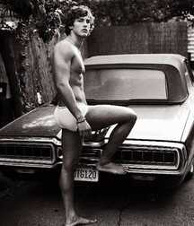 More mixed guys 5f9035424c75d.jpg